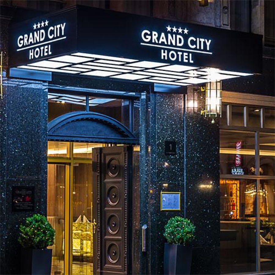 Projecte – Grand City Hotel